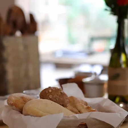 Corte Boero לינה וארוחת בוקר 3*