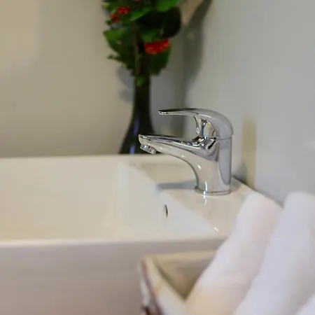 לינה וארוחת בוקר Corte Boero קאפוטרה