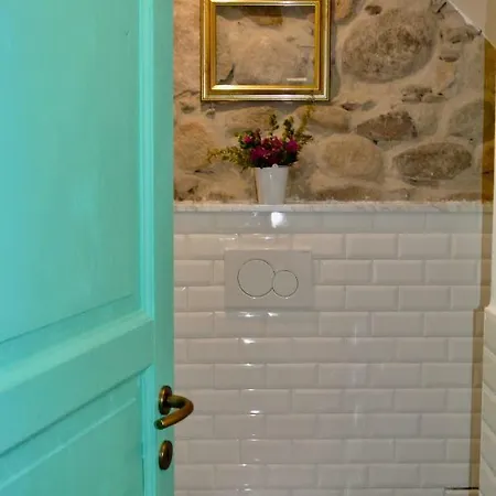 לינה וארוחת בוקר Corte Boero קאפוטרה