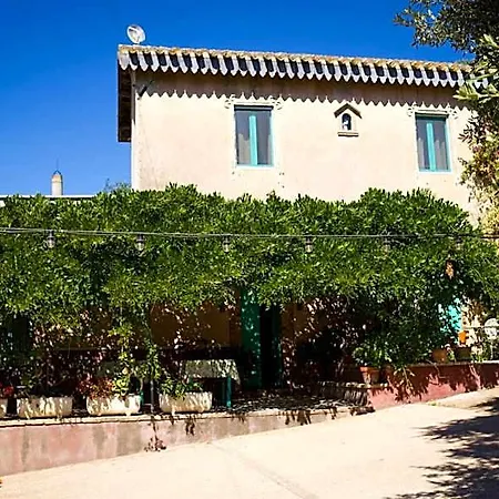 Corte Boero Bed & Breakfast 4*