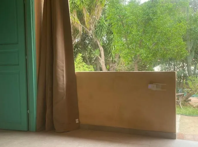 Oda ve Kahvaltı Corte Boero Capoterra